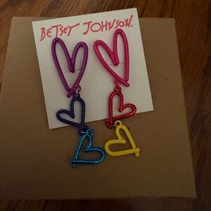Betsey Johnson heart earrings